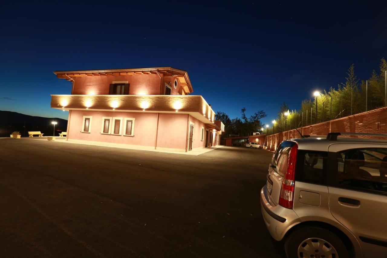 Agriturismo Ciociaro " Il Colle " Hotel Ristorante Ceprano Buitenkant foto
