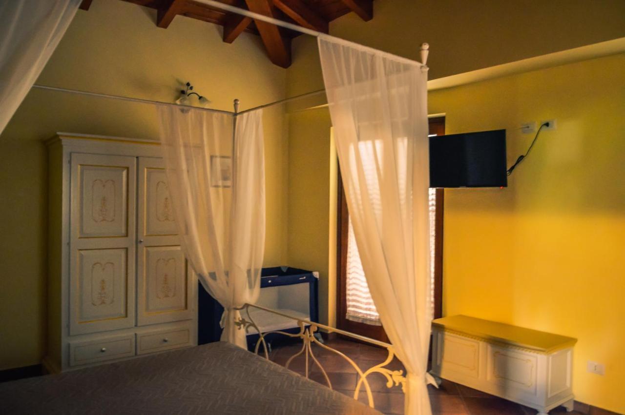 Agriturismo Ciociaro " Il Colle " Hotel Ristorante Ceprano Buitenkant foto