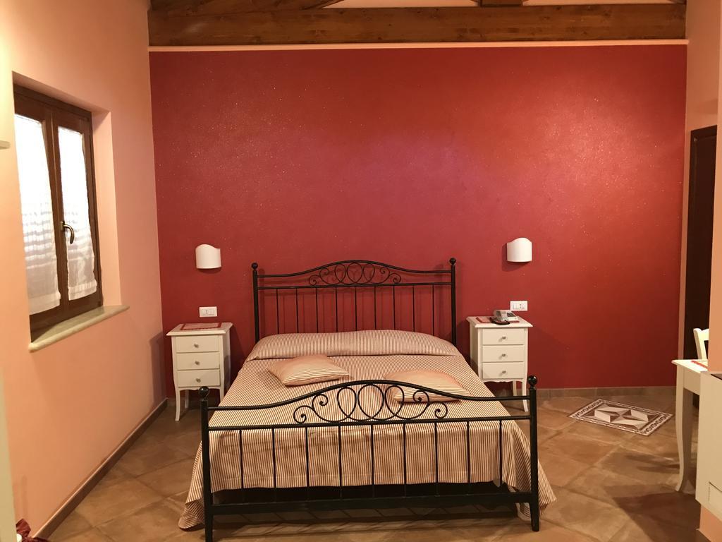 Agriturismo Ciociaro " Il Colle " Hotel Ristorante Ceprano Buitenkant foto