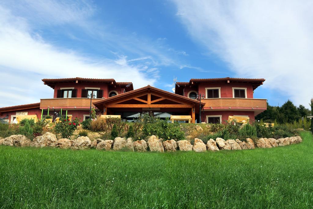 Agriturismo Ciociaro " Il Colle " Hotel Ristorante Ceprano Buitenkant foto