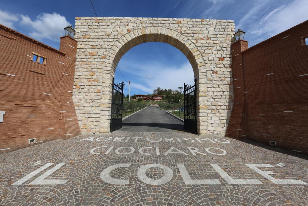 Agriturismo Ciociaro " Il Colle " Hotel Ristorante Ceprano Buitenkant foto